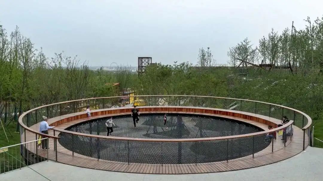 新基建·新地标|讲座预告：自然的新生—汤山矿坑公园设计