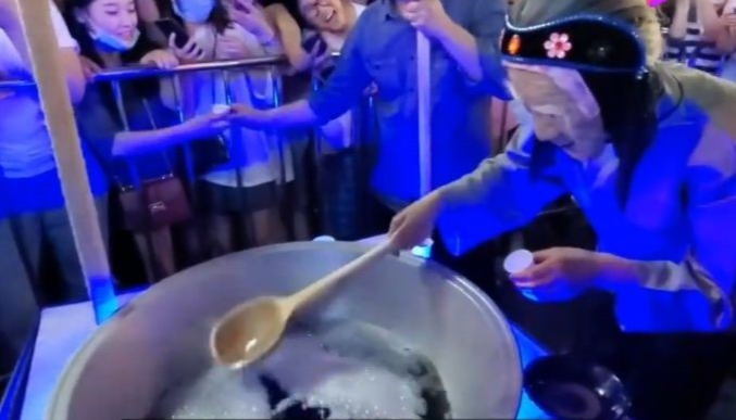 后疫情时代地摊经济对新时期国土空间规划的启示