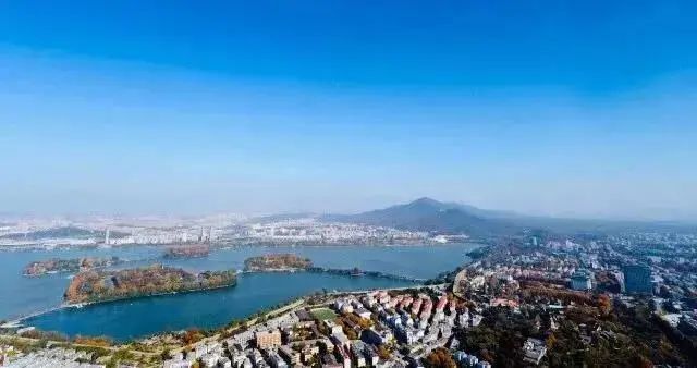 紫金山“拥抱”玄武湖，南京“城市中心公园”呼之欲出！