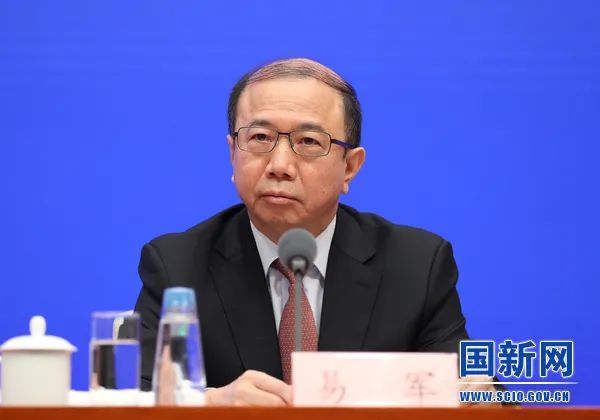 重磅！国务院审议通过《资质改革方案》，新资质标准出台，资质改革将设1年过渡期....