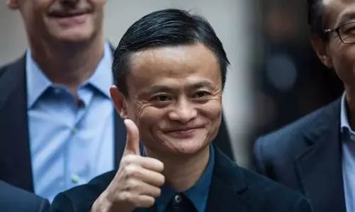 一位15年资深HR直言：裁掉35岁以上基层员工，早已是公开秘密