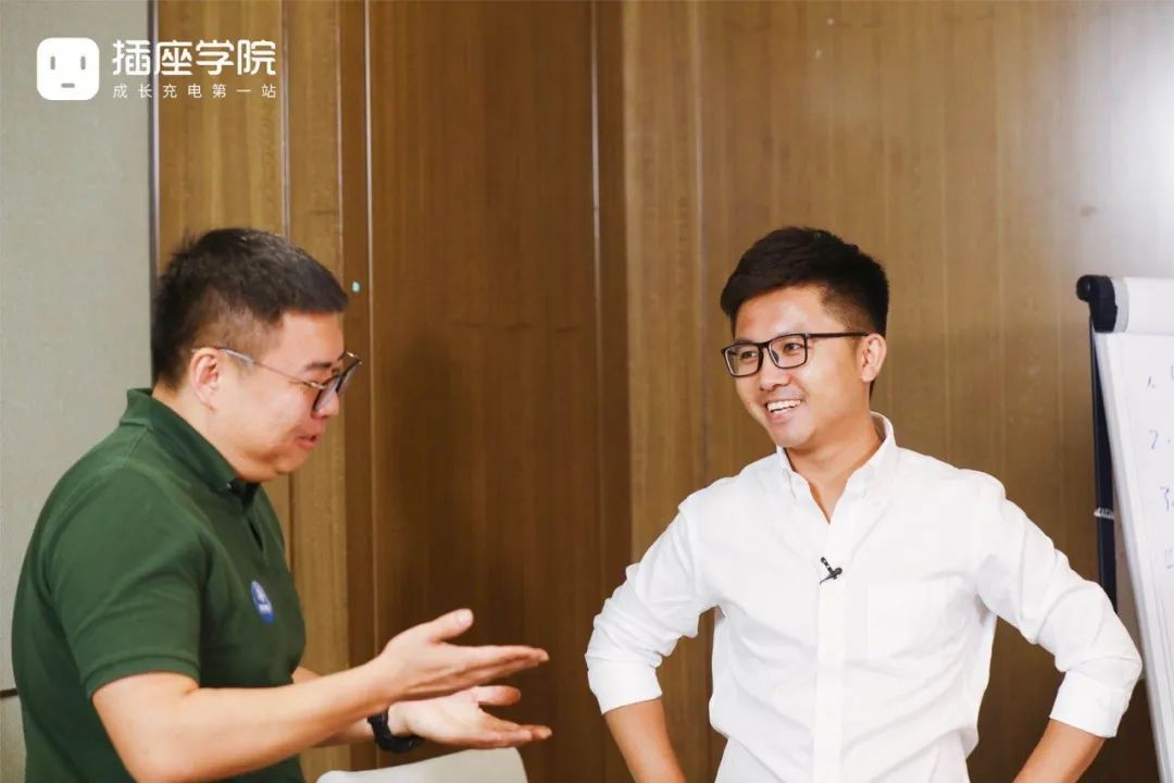 一位15年资深HR直言:裁掉35岁以上基层员工,早已是公开秘密 一位15年资深HR直言:裁掉35岁以上基层员工,早已是公开秘密