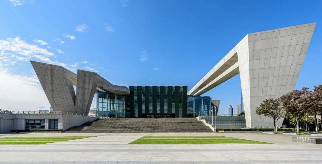 加强城市色彩引导,推进精致武汉建设 加强城市色彩引导,推进精致武汉建设
