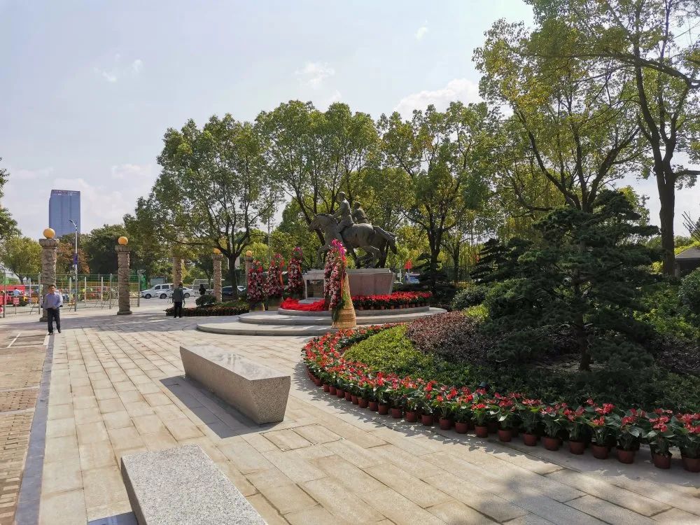 泰州缘•战友情——陈毅粟裕纪念广场景观更新侧记