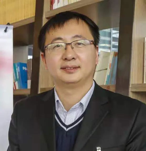 补齐社区体育设施短板 满足群众美好生活需要——解读《关于全面推进城市社区足球场地设施建设的意见》
