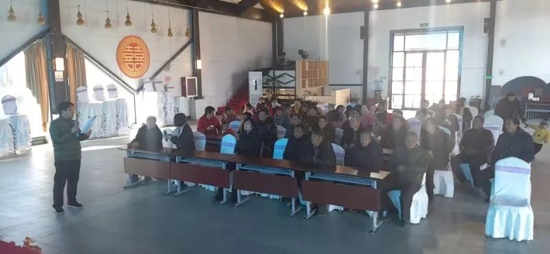 石泉村举行生态道德银行评议会 石泉村举行生态道德银行评议会