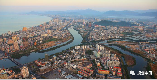 风景园林助推城市转型发展——从三亚两河四岸景观整治修复谈起 风景园林助推城市转型发展——从三亚两河四岸景观整治修复谈起