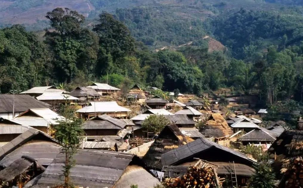 翁丁拼图①｜佤族与火，老寨与新村