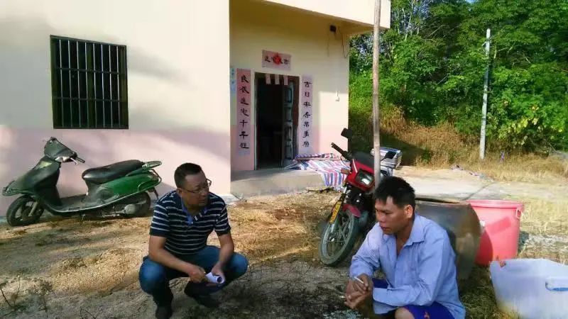 自然资源部定点扶贫驻村第一书记:把初心写在大地上 自然资源部定点扶贫驻村第一书记:把初心写在大地上
