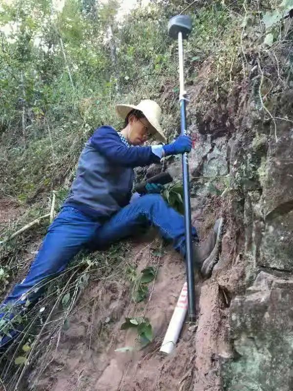 在崇山峻岭、雪域高原、茫茫林海中奋战，只为这件事