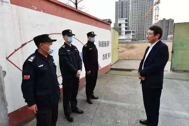 “杭州风景很美 、人很温暖”︱市局开展储备地块安全卫生检查暨节前送温暖活动