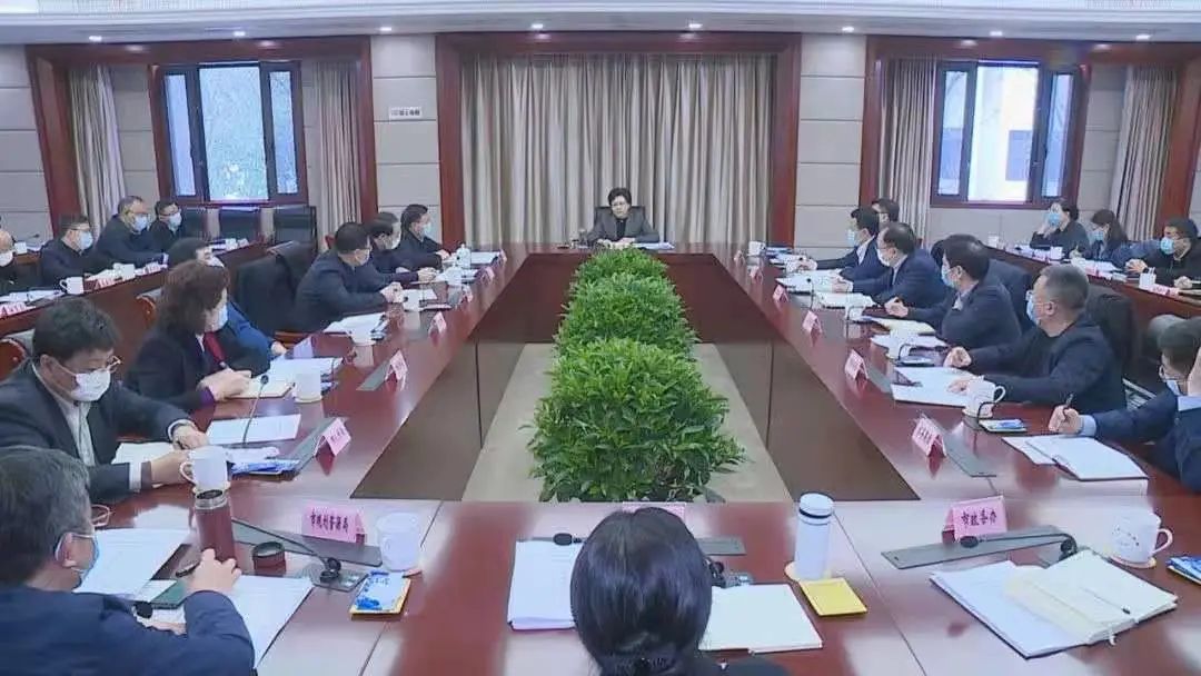 韩立明：对标找差 系统集成 精准施策 纵深推进工程建设项目审批制度改革