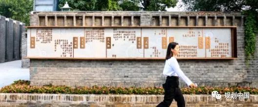 雍和宫大街智慧综合杆：“多杆合一”优化城市空间