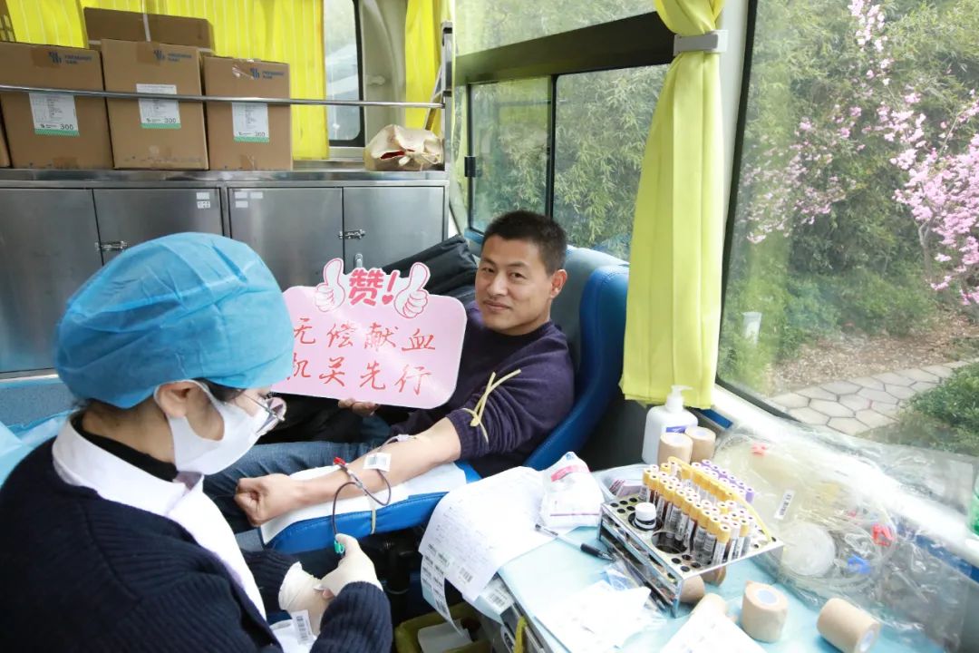 市局干部职工积极参加志愿无偿献血活动 市局干部职工积极参加志愿无偿献血活动