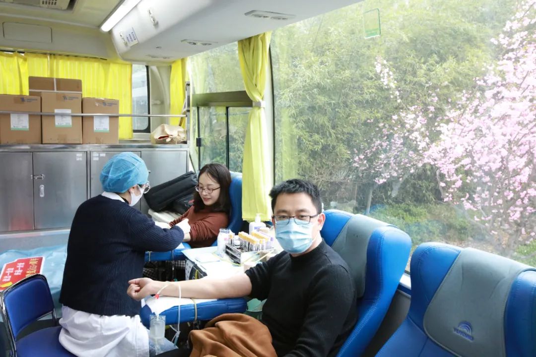 市局干部职工积极参加志愿无偿献血活动 市局干部职工积极参加志愿无偿献血活动