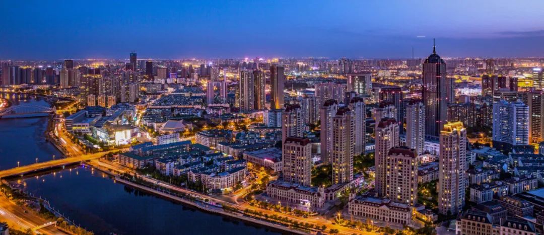 论城镇开发边界划定与管理的三大关系——基于“城市人”理论的理念辨析