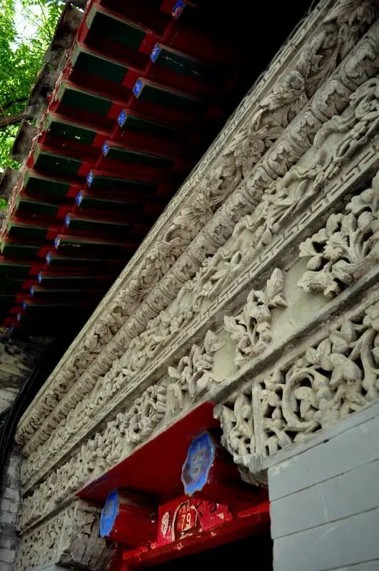尊重历史文化、传承工匠精神,一同寻觅东四历史文化街区的历史痕迹 尊重历史文化、传承工匠精神,一同寻觅东四历史文化街区的历史痕迹
