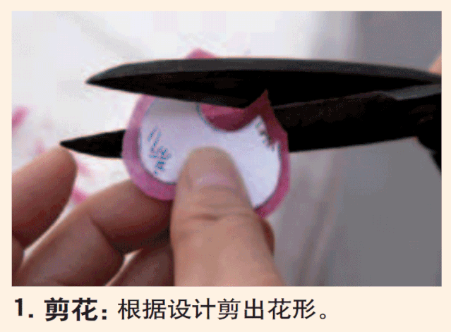 北京补花:从宫廷走向民间的艺术品 北京补花:从宫廷走向民间的艺术品