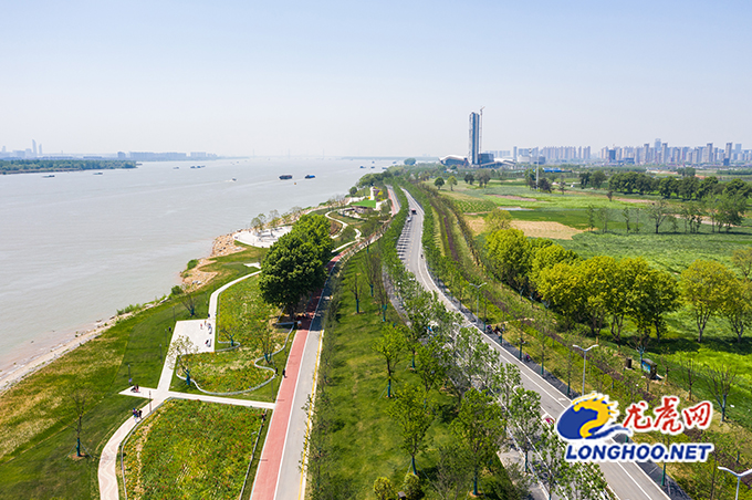 春风拂绿江北岸 江北新区“定山城市客厅”开门迎客