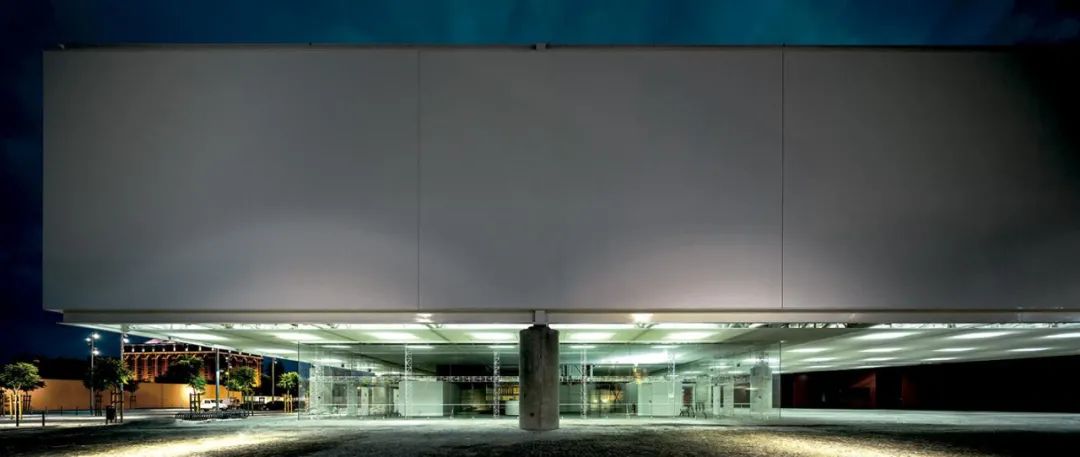普利兹克建筑奖得主保罗·门德斯·达·洛查去世