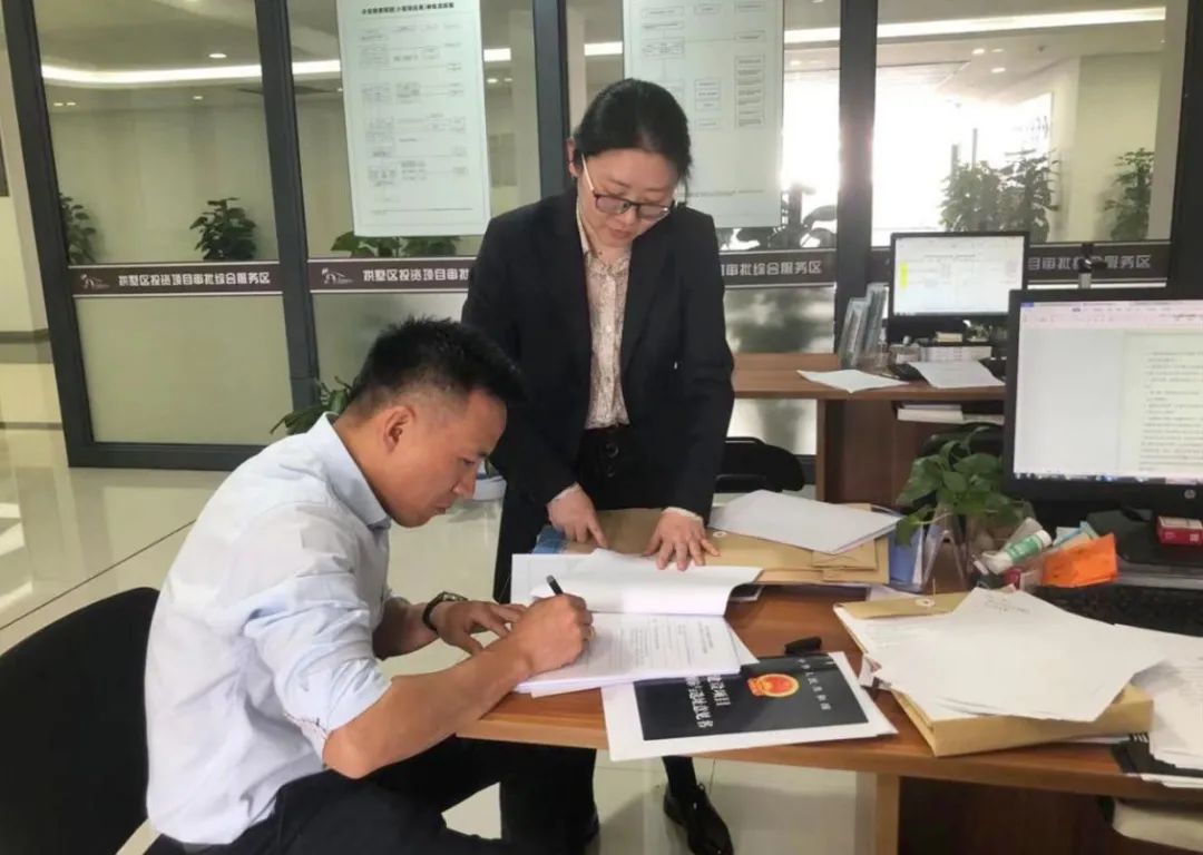市规划资源局拱墅分局三证联办 全力助推人才专项房落地