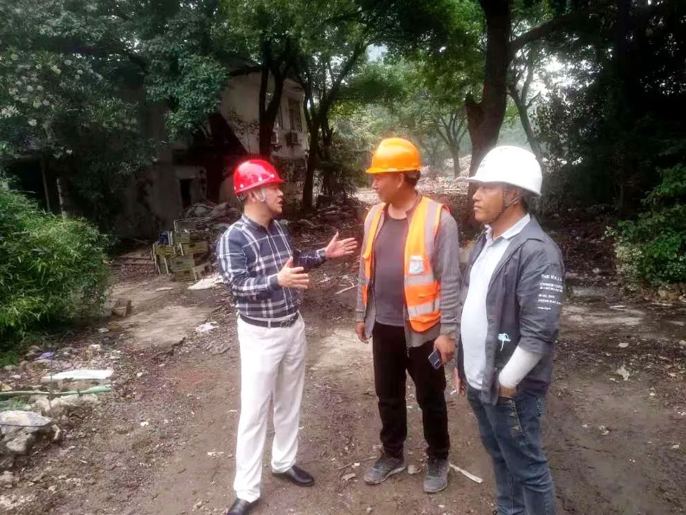 “安全护航” 攻坚在行动︱市征收中心深入一线  全力排查房屋拆除工程安全隐患