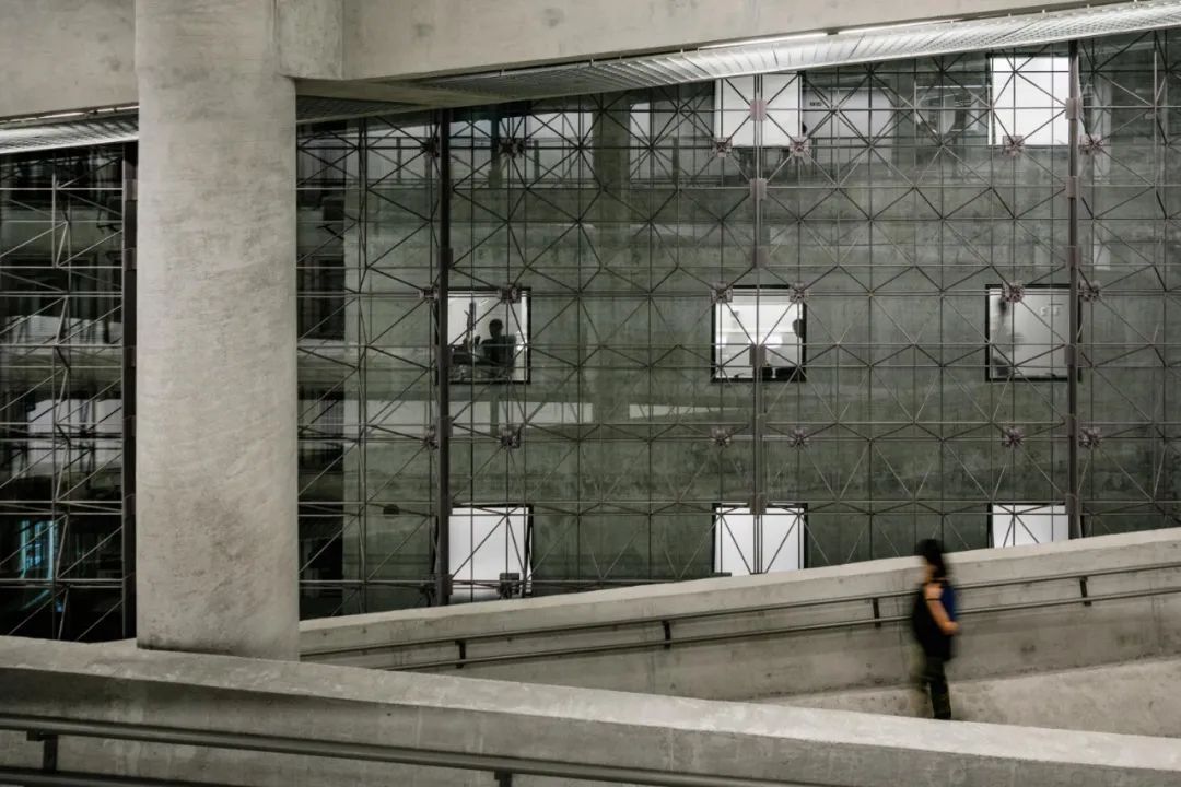 普利兹克建筑奖得主保罗·门德斯·达·洛查去世