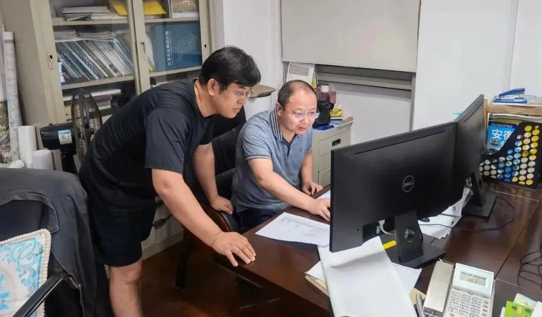 我局统筹打好疫情防控和防汛抗台两场硬仗