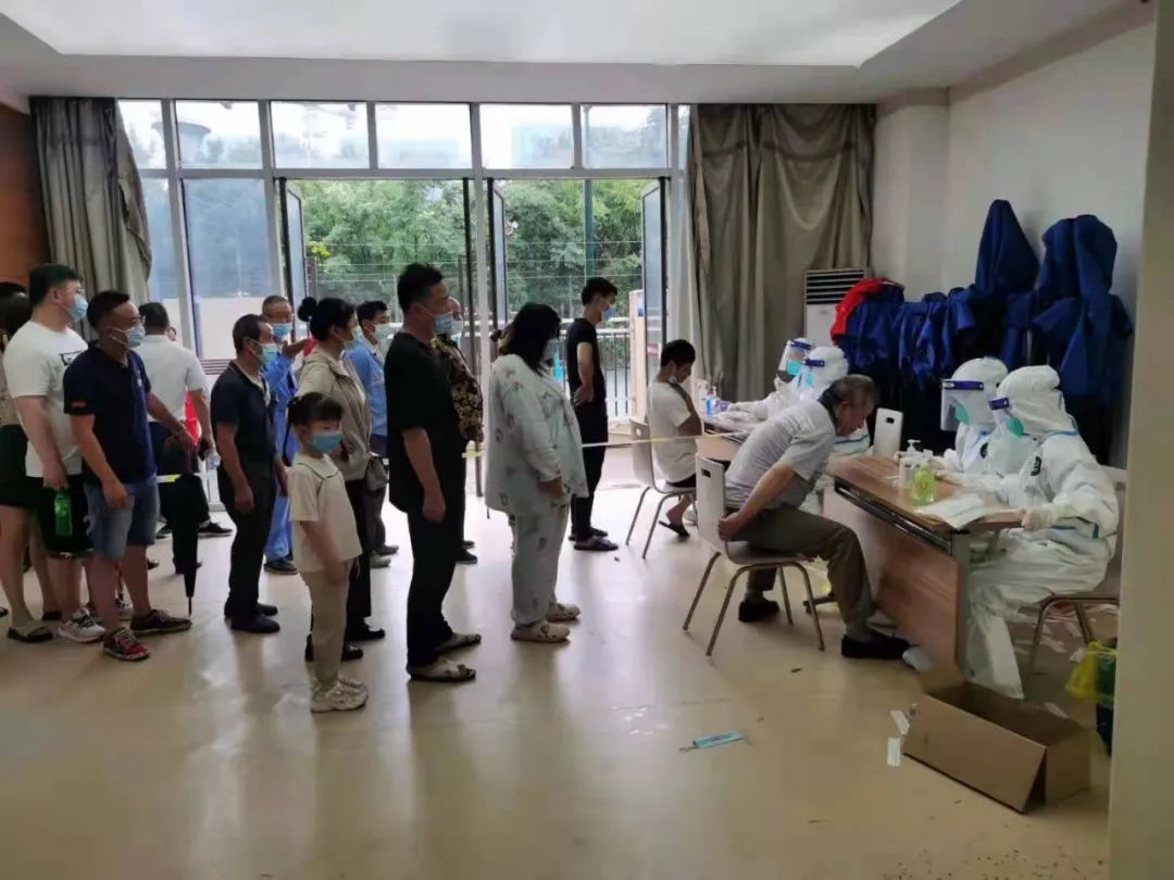 我局统筹打好疫情防控和防汛抗台两场硬仗