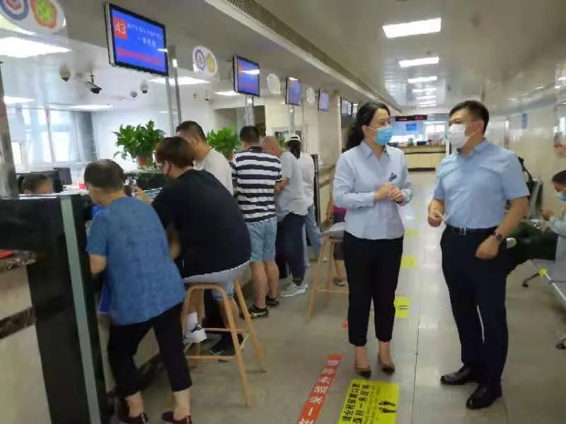 我局统筹打好疫情防控和防汛抗台两场硬仗