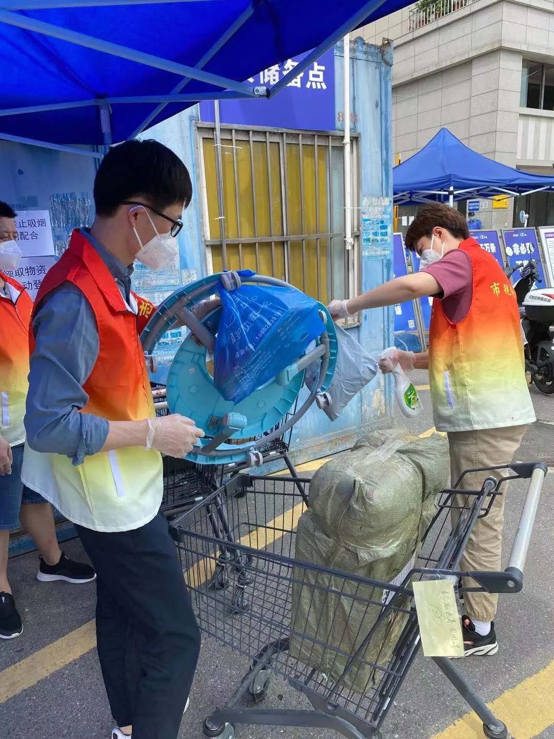赓续初心使命,值守抗疫一线 赓续初心使命,值守抗疫一线