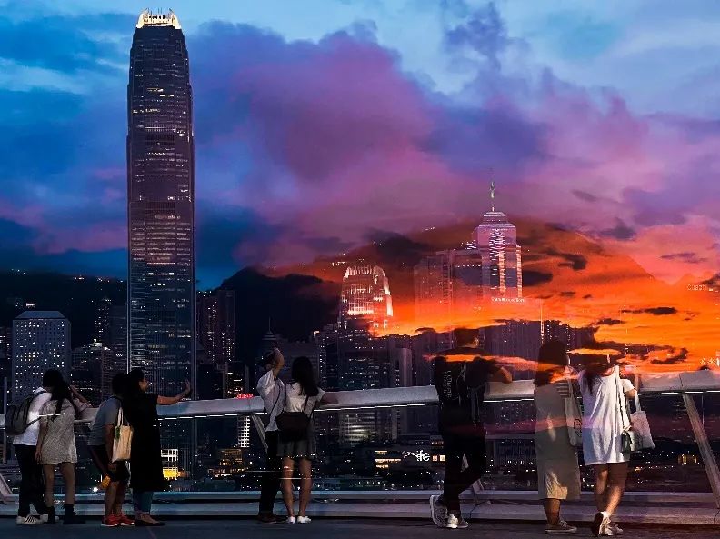 混杂与运气交织的香港城市影像