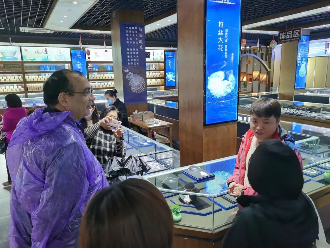 【会议观察】中国世界遗产地保护和管理的温度与维度 【会议观察】中国世界遗产地保护和管理的温度与维度