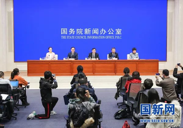 关于鼓励和支持社会资本参与生态保护修复《意见》国务院政策例行吹风会（实录）