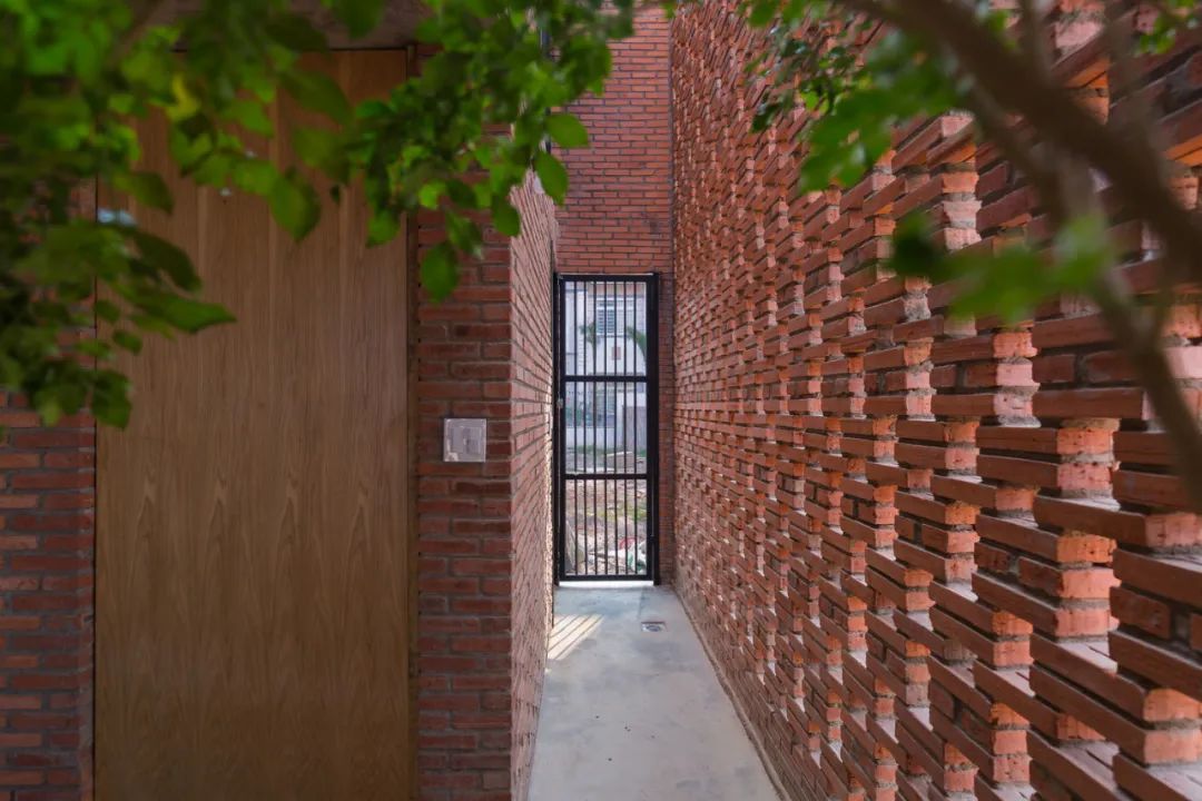 以砖为媒，十个值得一看的住宅建筑