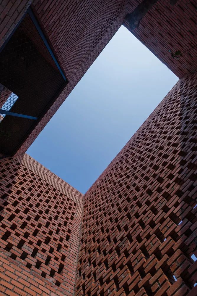 以砖为媒，十个值得一看的住宅建筑