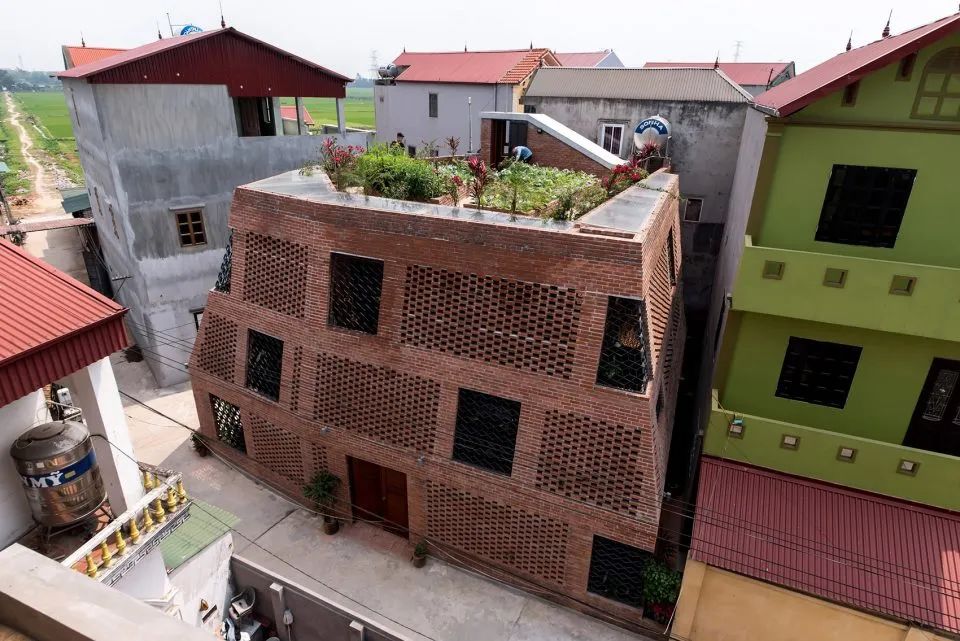 以砖为媒，十个值得一看的住宅建筑