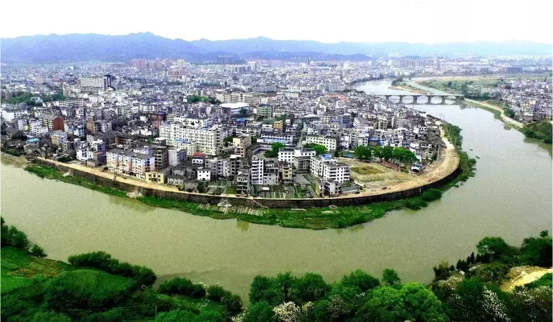 张广汉:历史文化街区在现代化过程中的新生 张广汉:历史文化街区在现代化过程中的新生