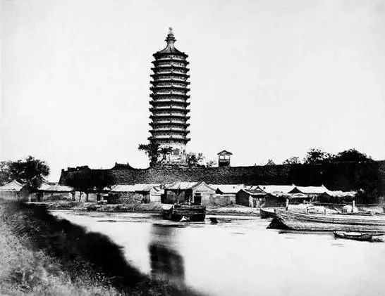 京城古迹丨燃灯塔:1400年的古老建筑,地标意义的文化象征 京城古迹丨燃灯塔:1400年的古老建筑,地标意义的文化象征