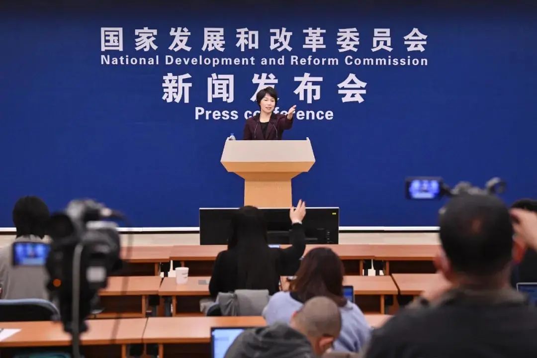 国家发改委:推动都市圈内超大特大城市带动周边中小城市发展 国家发改委:推动都市圈内超大特大城市带动周边中小城市发展