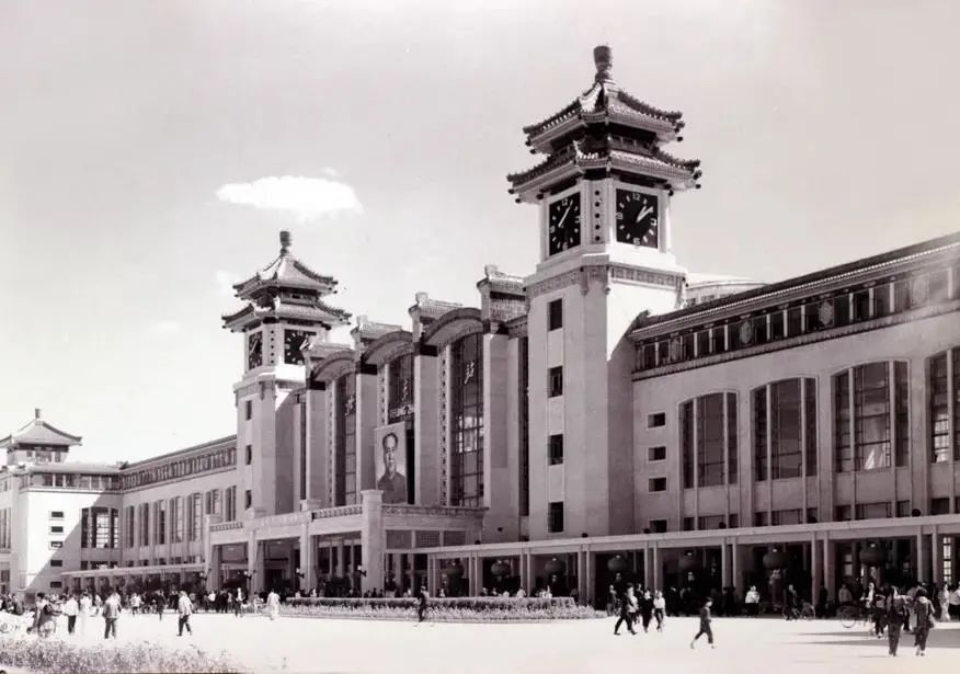 沿着铁轨与河流的方向,开启一场横跨老北京的旅途 沿着铁轨与河流的方向,开启一场横跨老北京的旅途