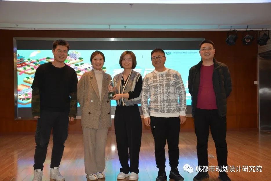 【院动态】我院举行“未来已来，设计呈现”主题学术交流活动
