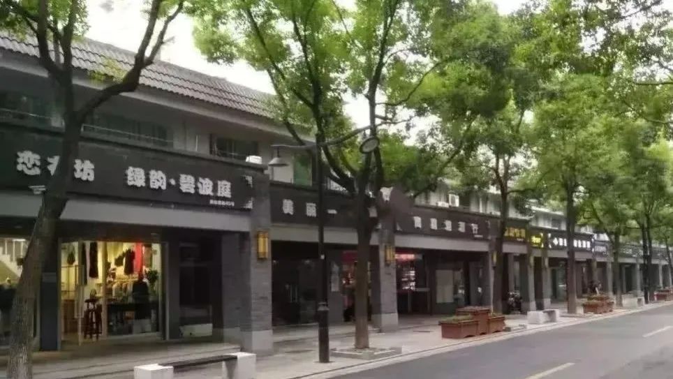 店招,多元审美展现城市文化底蕴 店招,多元审美展现城市文化底蕴