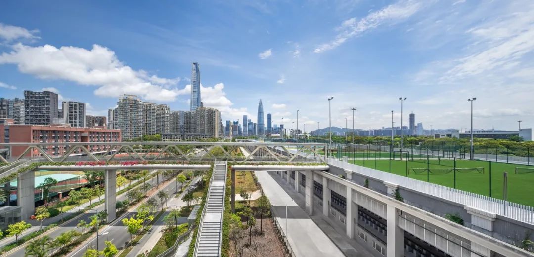 这些建筑“脑壳在发光”,带你看13组屋顶空间创意设计 这些建筑“脑壳在发光”,带你看13组屋顶空间创意设计