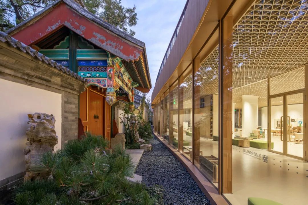 这些建筑“脑壳在发光”,带你看13组屋顶空间创意设计 这些建筑“脑壳在发光”,带你看13组屋顶空间创意设计