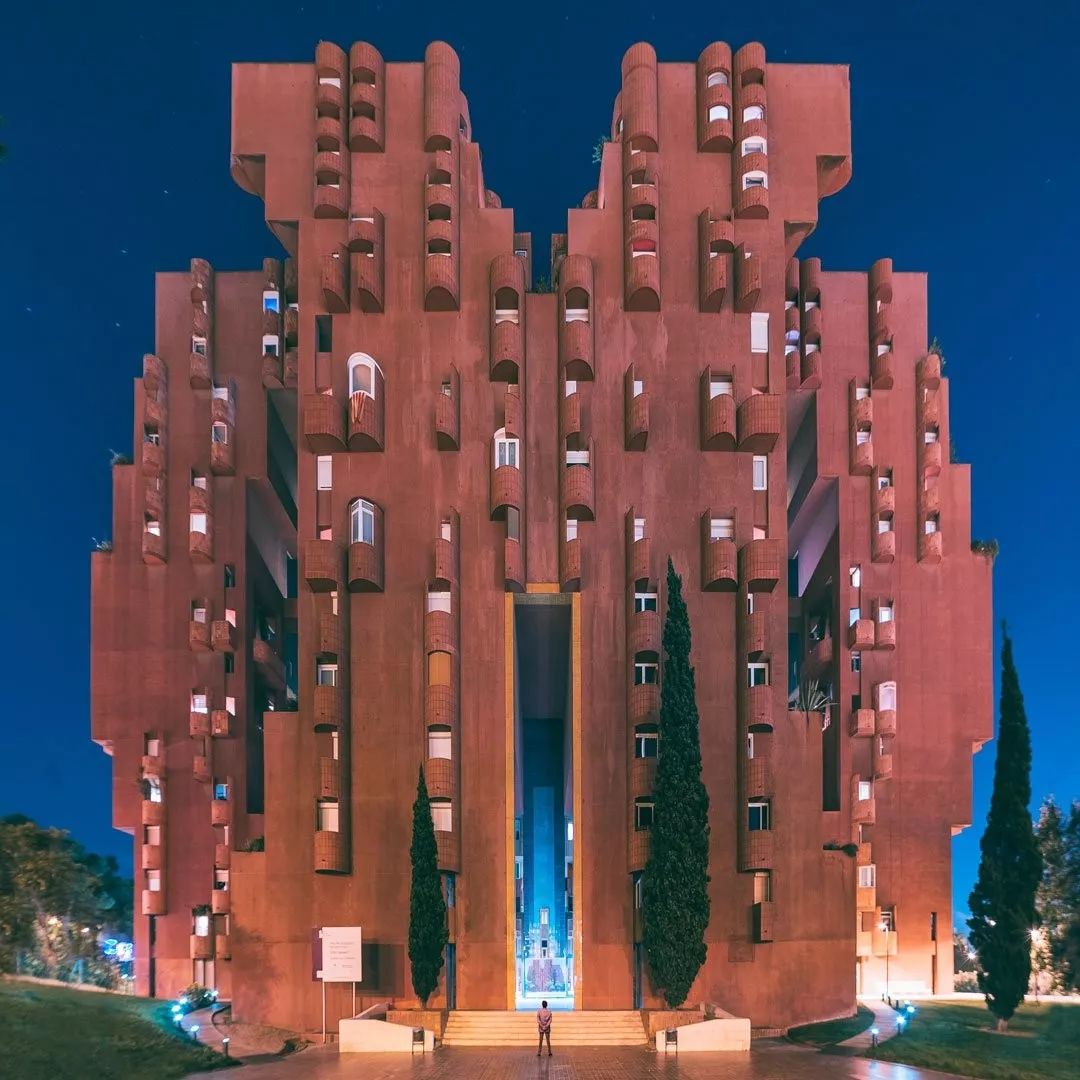 巨星陨落丨里卡多·波菲（Ricardo Bofill）西班牙鬼才建筑师的梦幻世界【环球建筑】