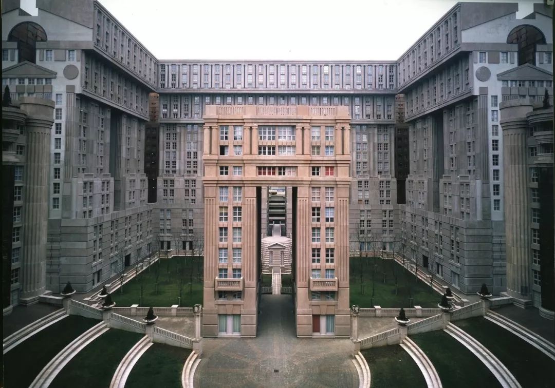 巨星陨落丨里卡多·波菲（Ricardo Bofill）西班牙鬼才建筑师的梦幻世界【环球建筑】