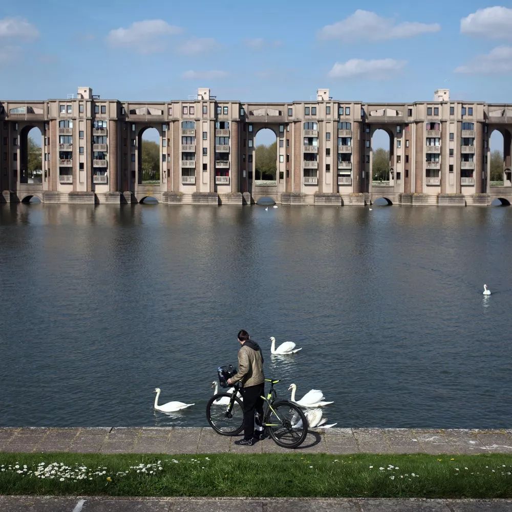 巨星陨落丨里卡多·波菲(Ricardo Bofill)西班牙鬼才建筑师的梦幻世界【环球建筑】 巨星陨落丨里卡多·波菲(Ricardo Bofill)西班牙鬼才建筑师的梦幻世界【环球建筑】