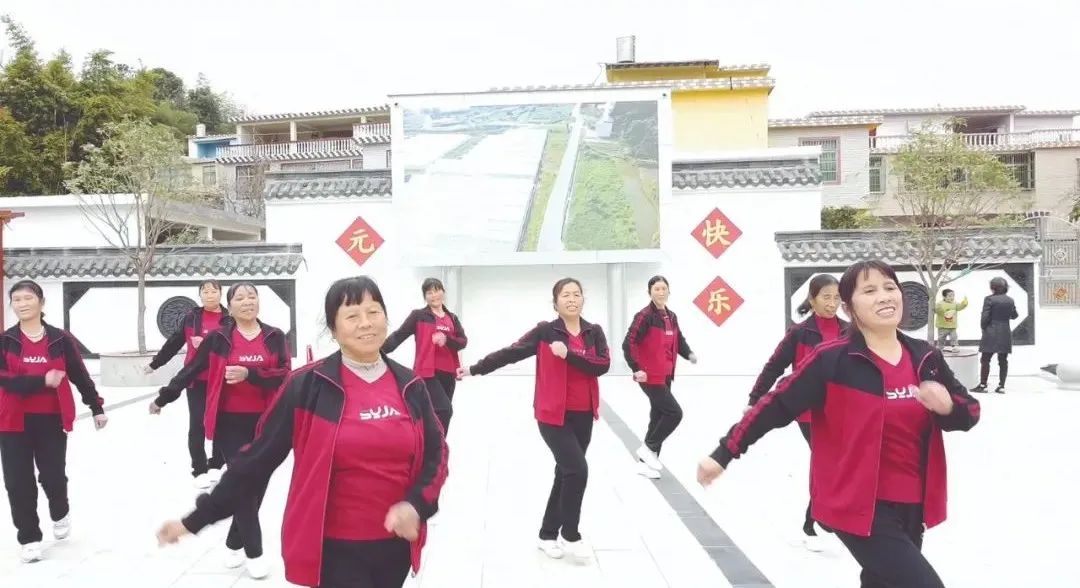 新春走基层 | “我们的生活步步高” 新春走基层 | “我们的生活步步高”