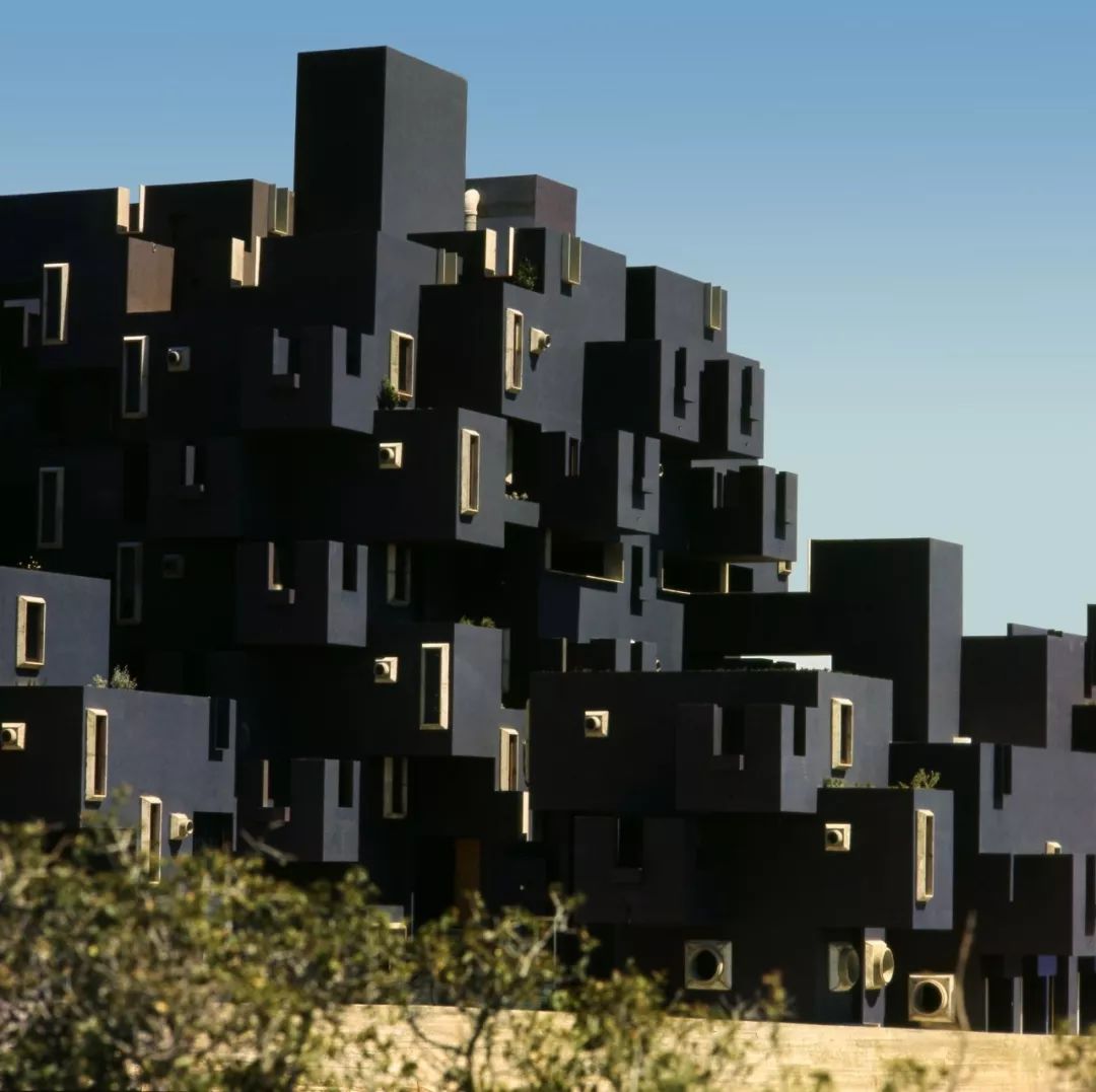 巨星陨落丨里卡多·波菲（Ricardo Bofill）西班牙鬼才建筑师的梦幻世界【环球建筑】